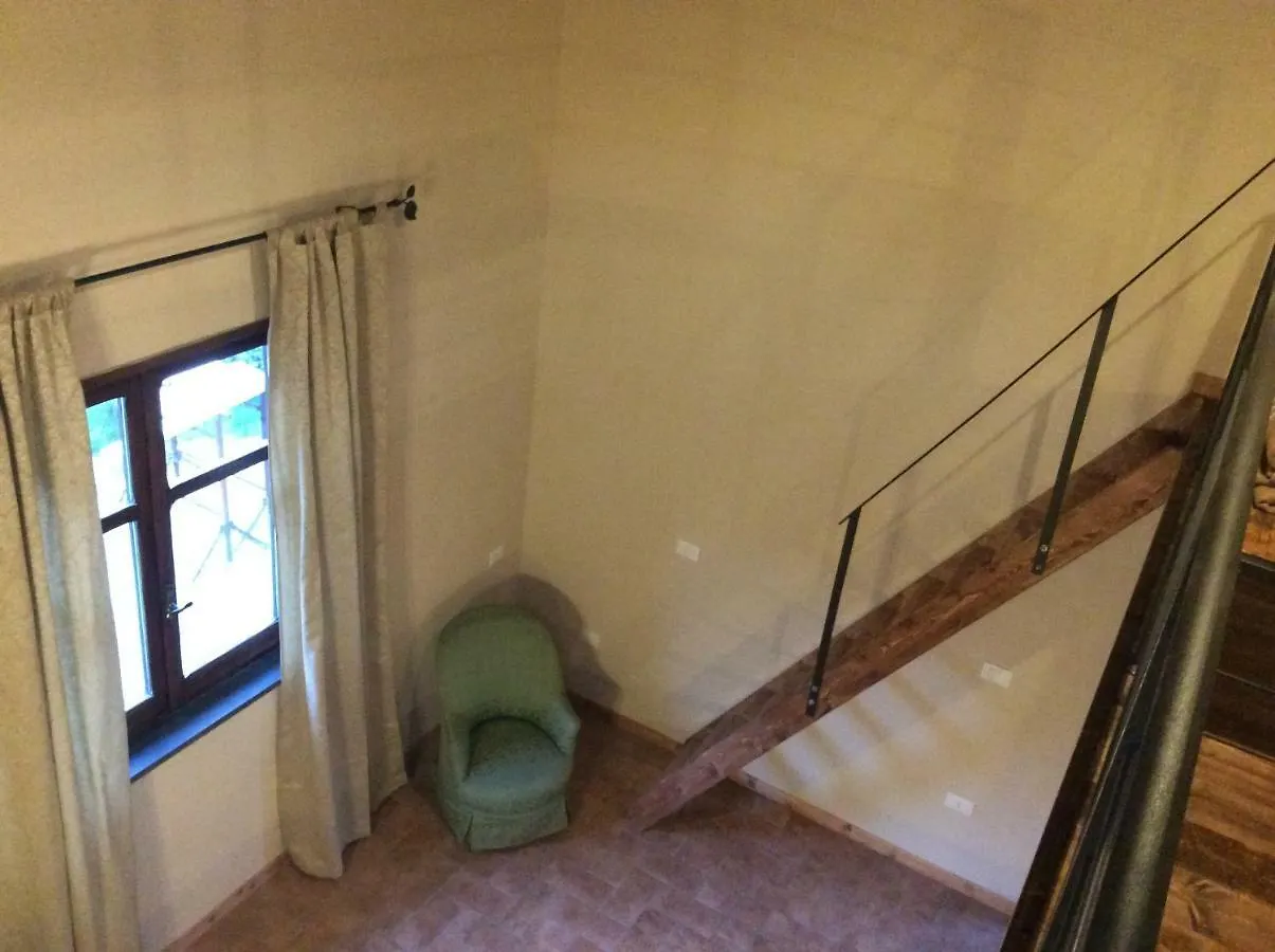 B&B Casalnovo カステルヌオーヴォ・マグラ 3*,  イタリア